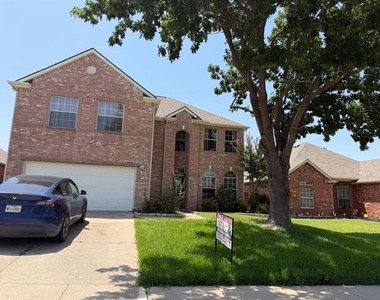 3104 Deleon Drive - Photo Thumbnail 1