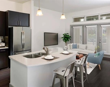 3939 W Alabama Street - Photo Thumbnail 3
