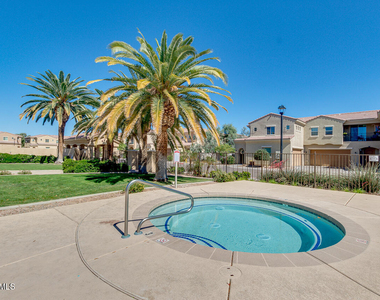 1367 S Country Club Drive - Photo Thumbnail 30