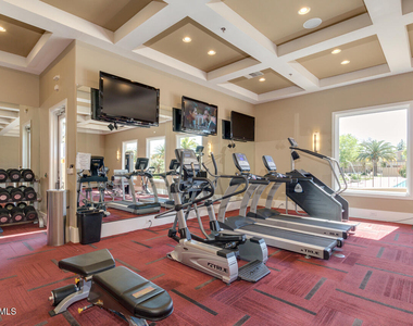 1367 S Country Club Drive - Photo Thumbnail 28
