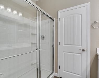 1367 S Country Club Drive - Photo Thumbnail 21