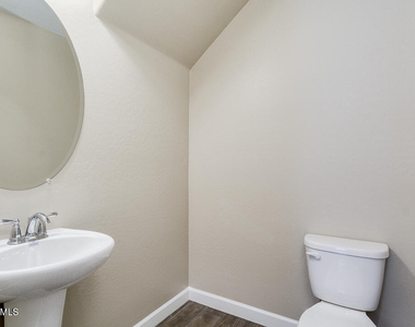 1367 S Country Club Drive - Photo Thumbnail 12