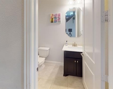 13591 Vineyard Lane - Photo Thumbnail 21