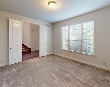 13591 Vineyard Lane - Photo Thumbnail 17