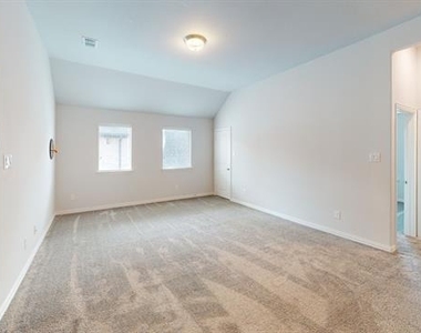 13591 Vineyard Lane - Photo Thumbnail 6