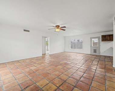 1134 W Hermosa Drive - Photo Thumbnail 9