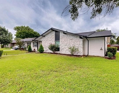 3264 Northaven Road - Photo Thumbnail 2