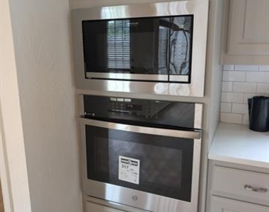 3731 Charter Drive - Photo Thumbnail 18