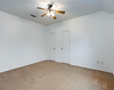 3731 Charter Drive - Photo Thumbnail 26