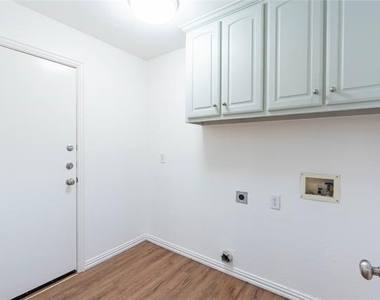 3731 Charter Drive - Photo Thumbnail 22