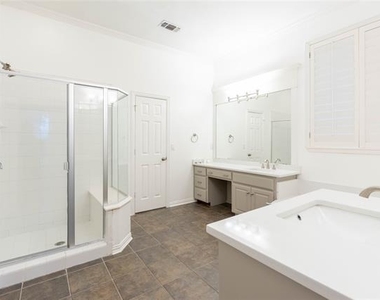 3731 Charter Drive - Photo Thumbnail 12