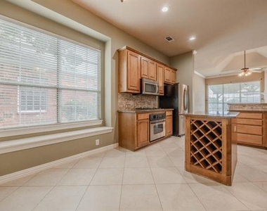 2200 Stone Creek Drive - Photo Thumbnail 13