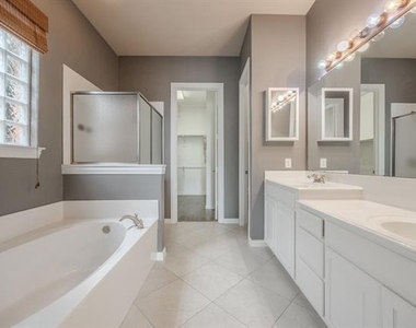 2200 Stone Creek Drive - Photo Thumbnail 23