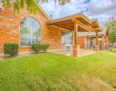 2200 Stone Creek Drive - Photo Thumbnail 27