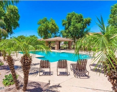 4235 E Betsy Lane - Photo Thumbnail 19