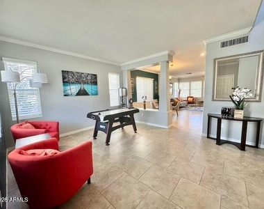 4235 E Betsy Lane - Photo Thumbnail 3
