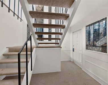 10530 Stone Canyon Road - Photo Thumbnail 3
