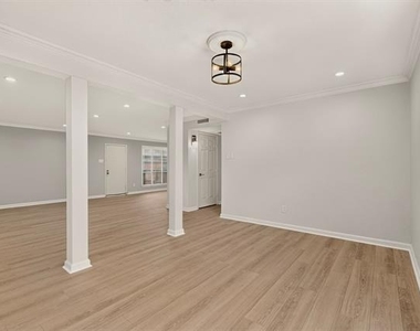 10530 Stone Canyon Road - Photo Thumbnail 10