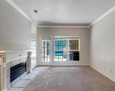 3550 Country Square Drive - Photo Thumbnail 2