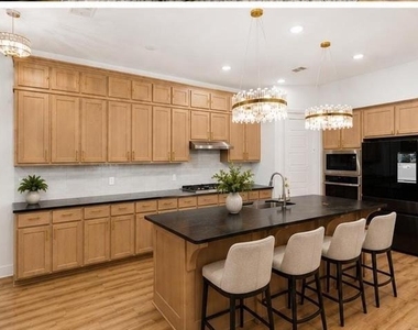 6016 Gully Grove Drive - Photo Thumbnail 8