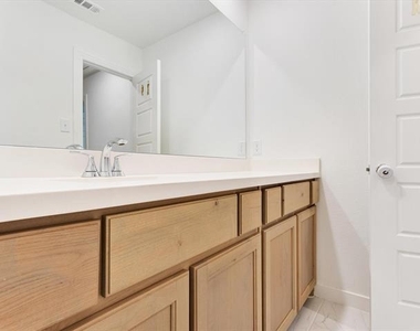6016 Gully Grove Drive - Photo Thumbnail 21