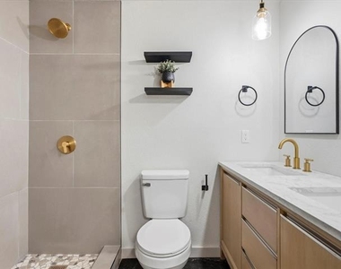5718 Landino Street - Photo Thumbnail 11