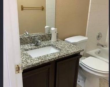 2202 Brookview Drive - Photo Thumbnail 20