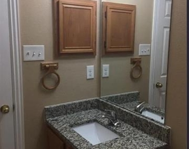 2202 Brookview Drive - Photo Thumbnail 30