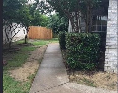 2202 Brookview Drive - Photo Thumbnail 2