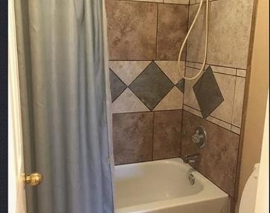 2202 Brookview Drive - Photo Thumbnail 28