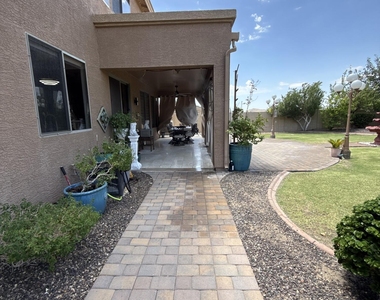 3928 W Range Mule Drive - Photo Thumbnail 30