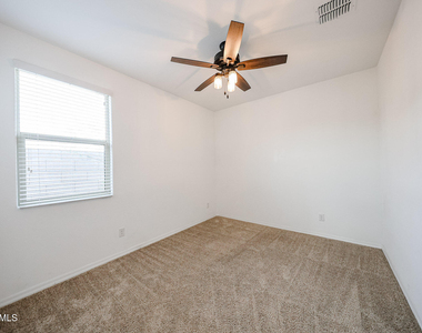 2306 E Branham Lane - Photo Thumbnail 22