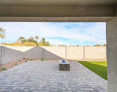 2306 E Branham Lane - Photo Thumbnail 31