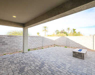 2306 E Branham Lane - Photo Thumbnail 32