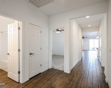 2306 E Branham Lane - Photo Thumbnail 4