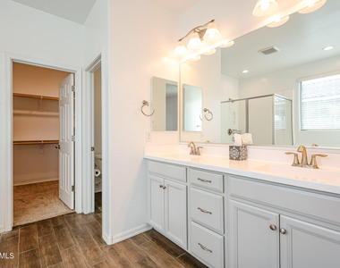 2306 E Branham Lane - Photo Thumbnail 28