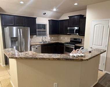 2208 Jonathan Creek Drive - Photo Thumbnail 1