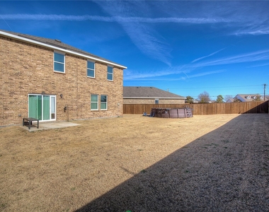 1804 Mccree Street - Photo Thumbnail 35