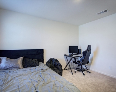 1804 Mccree Street - Photo Thumbnail 28
