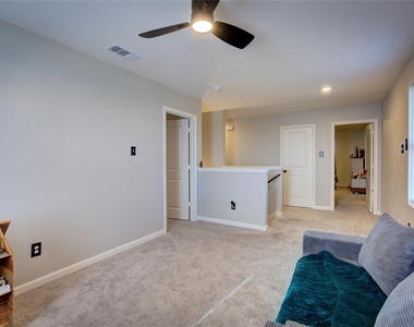 1804 Mccree Street - Photo Thumbnail 24