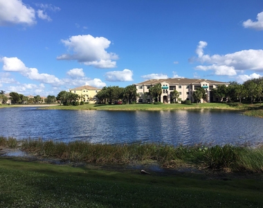 2802 Sarento Place - Photo Thumbnail 18
