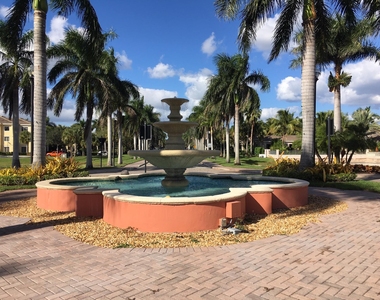 2802 Sarento Place - Photo Thumbnail 20