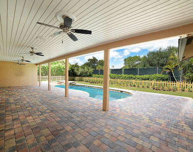 6943 Giralda Circle - Photo Thumbnail 22
