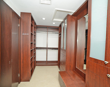 6943 Giralda Circle - Photo Thumbnail 14