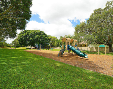 6943 Giralda Circle - Photo Thumbnail 28