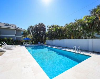 664 Forsyth Street - Photo Thumbnail 29