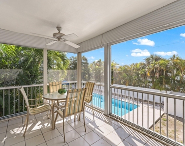 664 Forsyth Street - Photo Thumbnail 24