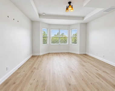 12170 Sw Bennington Circle - Photo Thumbnail 11