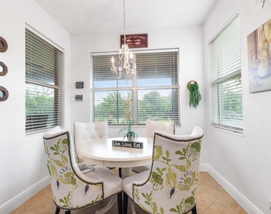 12170 Sw Bennington Circle - Photo Thumbnail 10