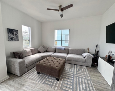 335 Se 6th Avenue - Photo Thumbnail 19